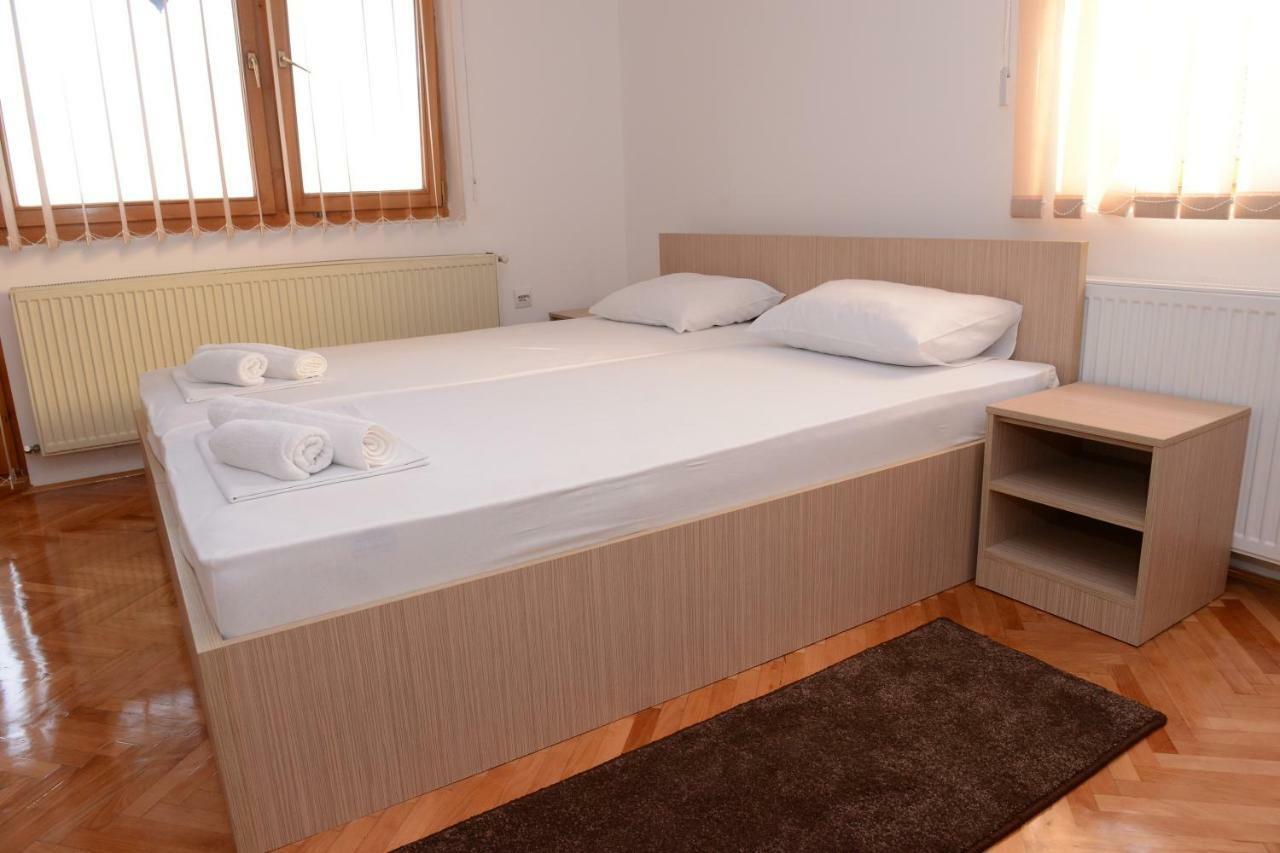 Prenociste-Vila Tasic Vranje Exteriör bild